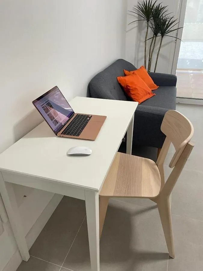 Encantador Piso Con Terraza Y Piscina Apartment Benalmadena