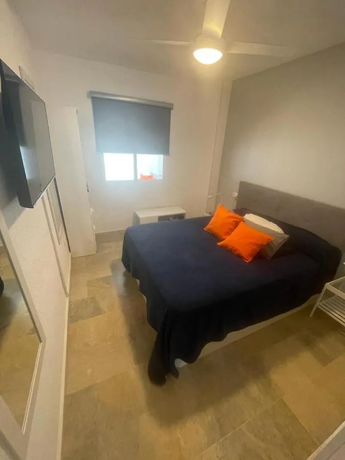 Encantador Piso Con Terraza Y Piscina Apartment Benalmadena 0*,