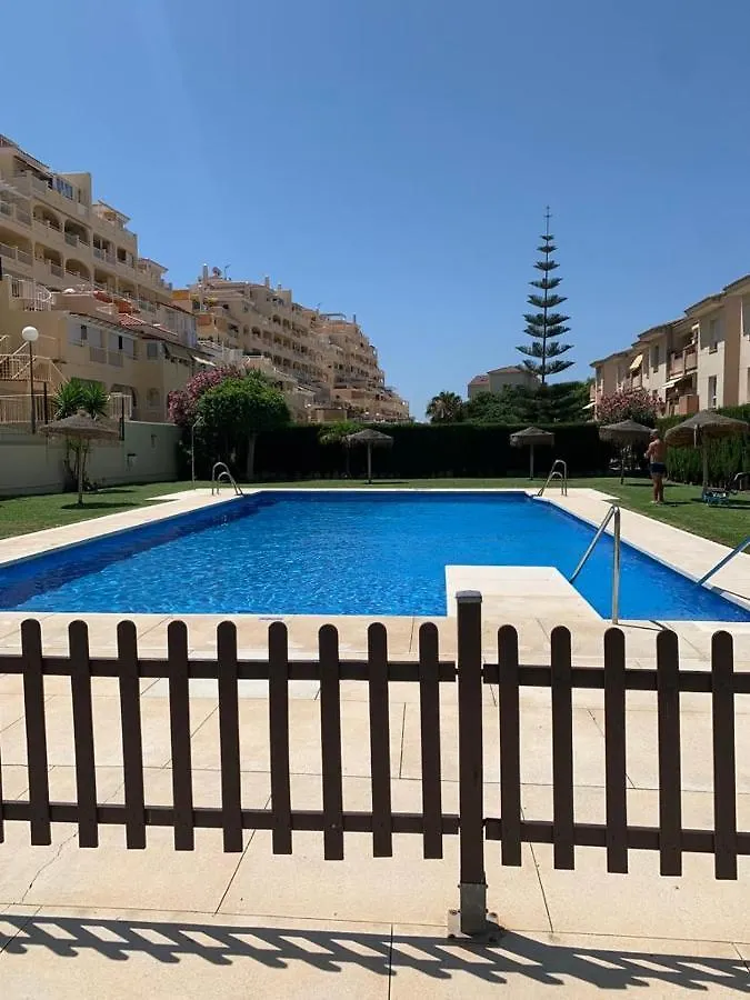 Encantador Piso Con Terraza Y Piscina Apartment Benalmadena Spain