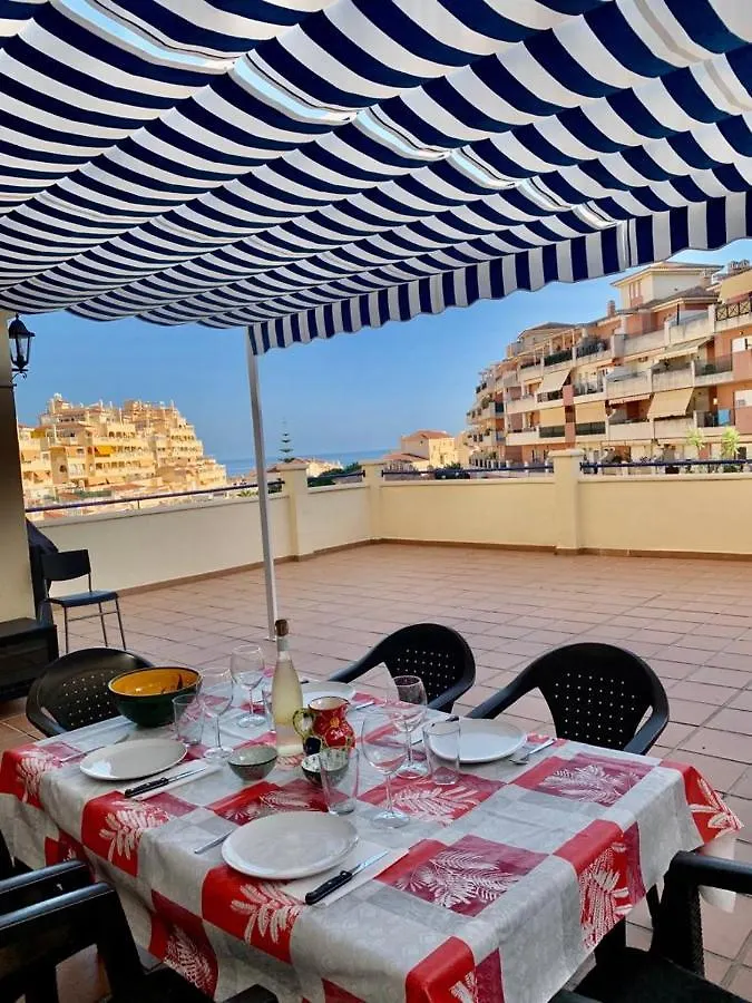 Encantador Piso Con Terraza Y Piscina Apartment Benalmadena
